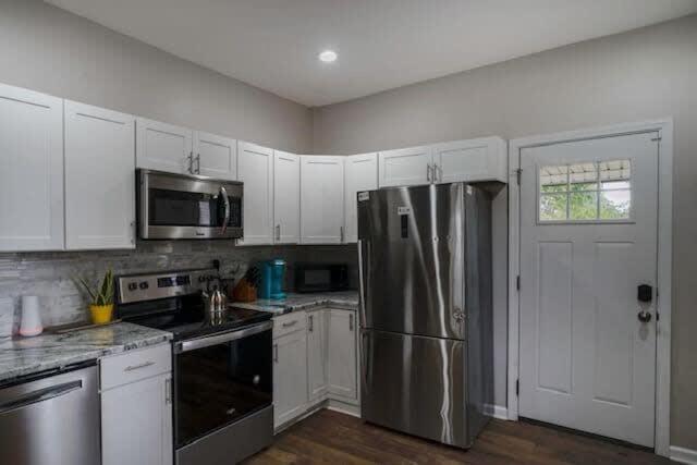 Housepitality - The Lilley Pad - Near Downtown