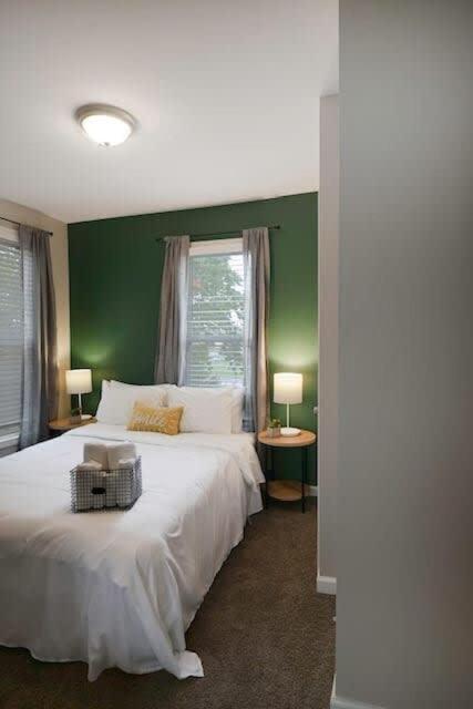 Housepitality - The Lilley Pad - Near Downtown Holiday home